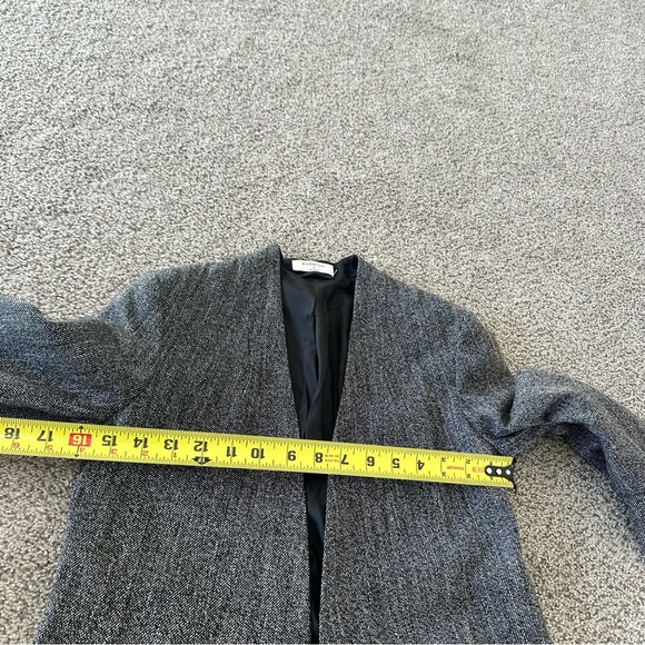 Babaton Power Hip Blazer Size 0 Black Grey Melange Aritzia - Picture 11 of 12